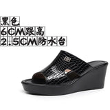 Leather Slope And Slippers Women Wearing Fashion Pine Cake Thick Bottom Fitting Room A Word Drag Anti-Slip High And Cow Skin Cold