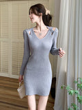 Zingj New Autumn 2024 V-Collar Hanging Neck Long-Sleeved Knitted Dress Shows A Slim Figure And A Bottom-Bagged Hip