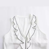 New Color Trim Laminated Sleeveless Blouse