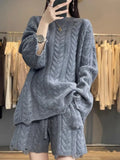 Knitting Suit Women Autumn And Winter 2023 Loose Twist Sweater And Shorts Fashion Women's Two-piece