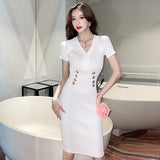 Zingj Temperament Xiaoxiang Name Yuanfeng Short-Sleeved V-Neck Knitted Dress A Woman's Waist Shows A Thin Waist And A Middle-Style Skirt With