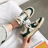 Vintage Student SneakersOutfit