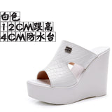 Leather Slope And Slippers Women Wearing Fashion Pine Cake Thick Bottom Fitting Room A Word Drag Anti-Slip High And Cow Skin Cold