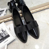 Korean Version Of The Bow Tip Casual Low Single Shoes Women's Flat Base Simple Socket Commuting Women's Leather
