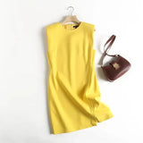 New Solid Color Sleeveless Dress In The Autumn Of