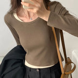 Long-Sleeved T-Shirts Are Worn Inside The Collarbone Jackets Of The New Early Autumn