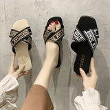 Zingj Size 42 Online Celebrity Slippers Women Wear 2023 New Summer Fashion Flat-Soled Sandals