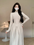 Zingj Korean Version Of The Semi-High Collar Slim And Slim, The Little Man With A Sense Of Advanced Splicing Knitted Bottomed Dress