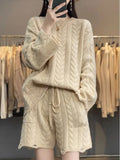Knitting Suit Women Autumn And Winter 2023 Loose Twist Sweater And Shorts Fashion Women's Two-piece