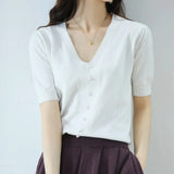 Silk Knitted Sweater Short-Sleeved Women's Summer New V-Neck Pearl Button T-Shirt Loose And Thin Short Five-Point Sleeve