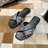 Zingj Size 42 Online Celebrity Slippers Women Wear 2023 New Summer Fashion Flat-Soled Sandals