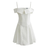 New Style Of Sweet Wind In Early Spring Has A Slim Collar And Shows A Thin Solid Color Halter