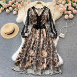 New Woman Chic Black Lace Dresses 2023 Palace Style Vintage Ins Heavy Industry Embroidery Lace Mid-length Female
